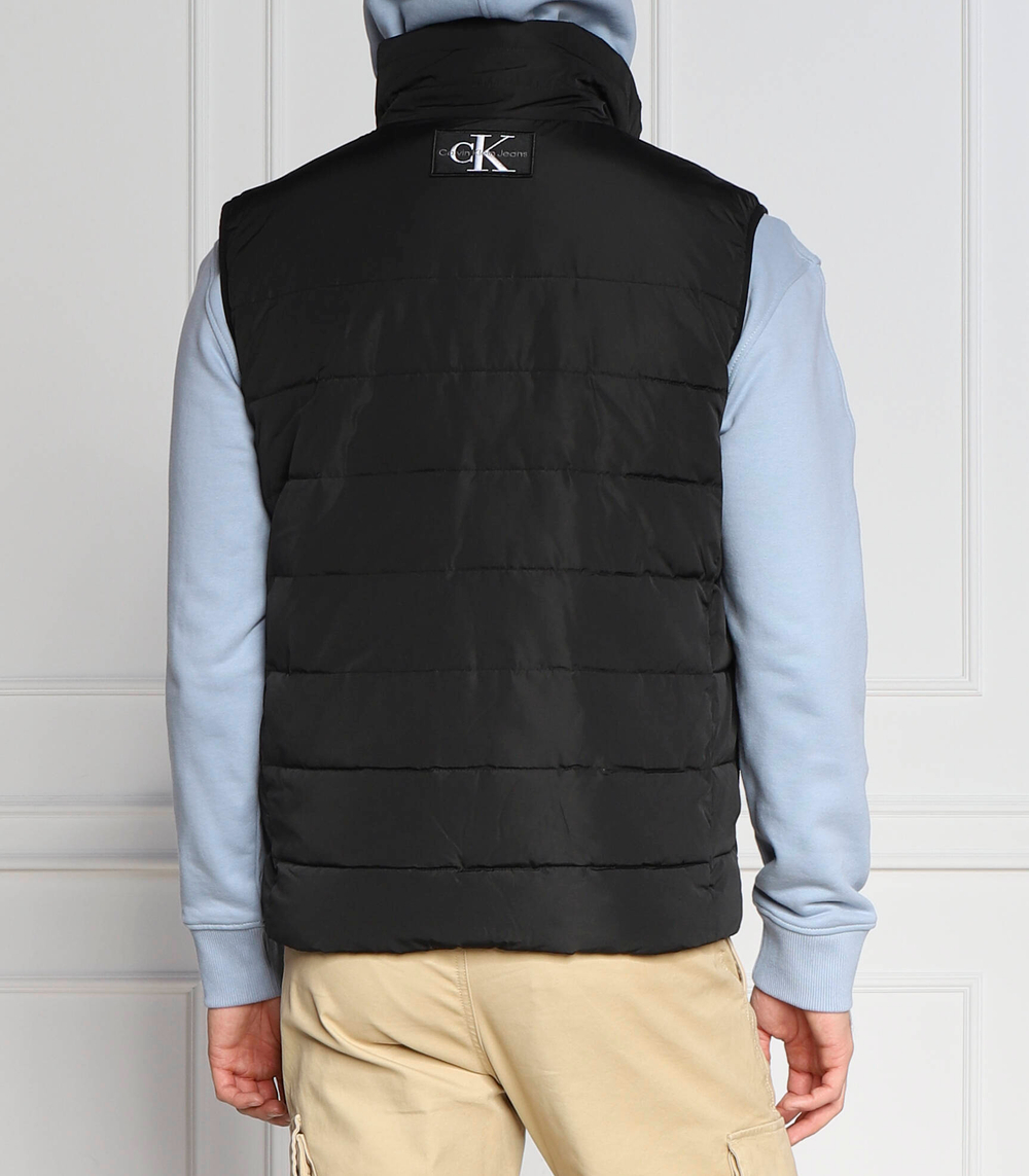 безрукавка CALVIN KLEIN JEANS - черный(J30J322495)