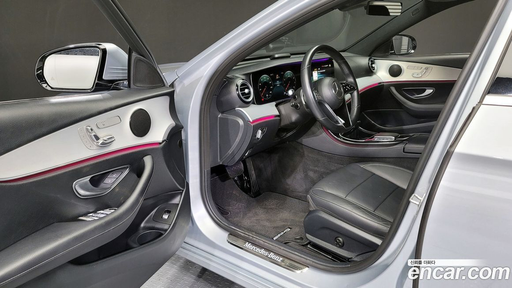 Mercedes-Benz E-Class W213 E250 Avangarde (06.2021)
