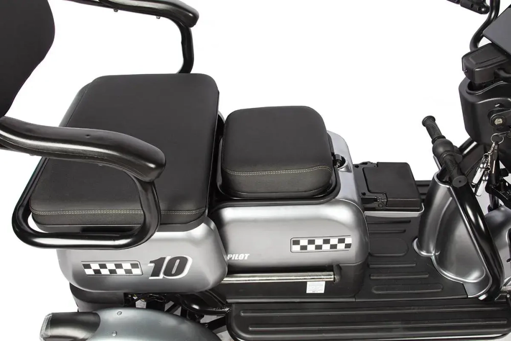 Электротрицикл Rutrike Бумеранг