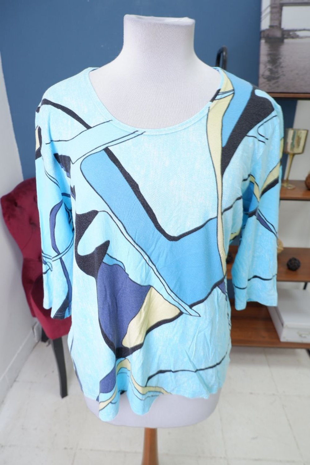 Блуза Suzanna из вискозы 48 размер