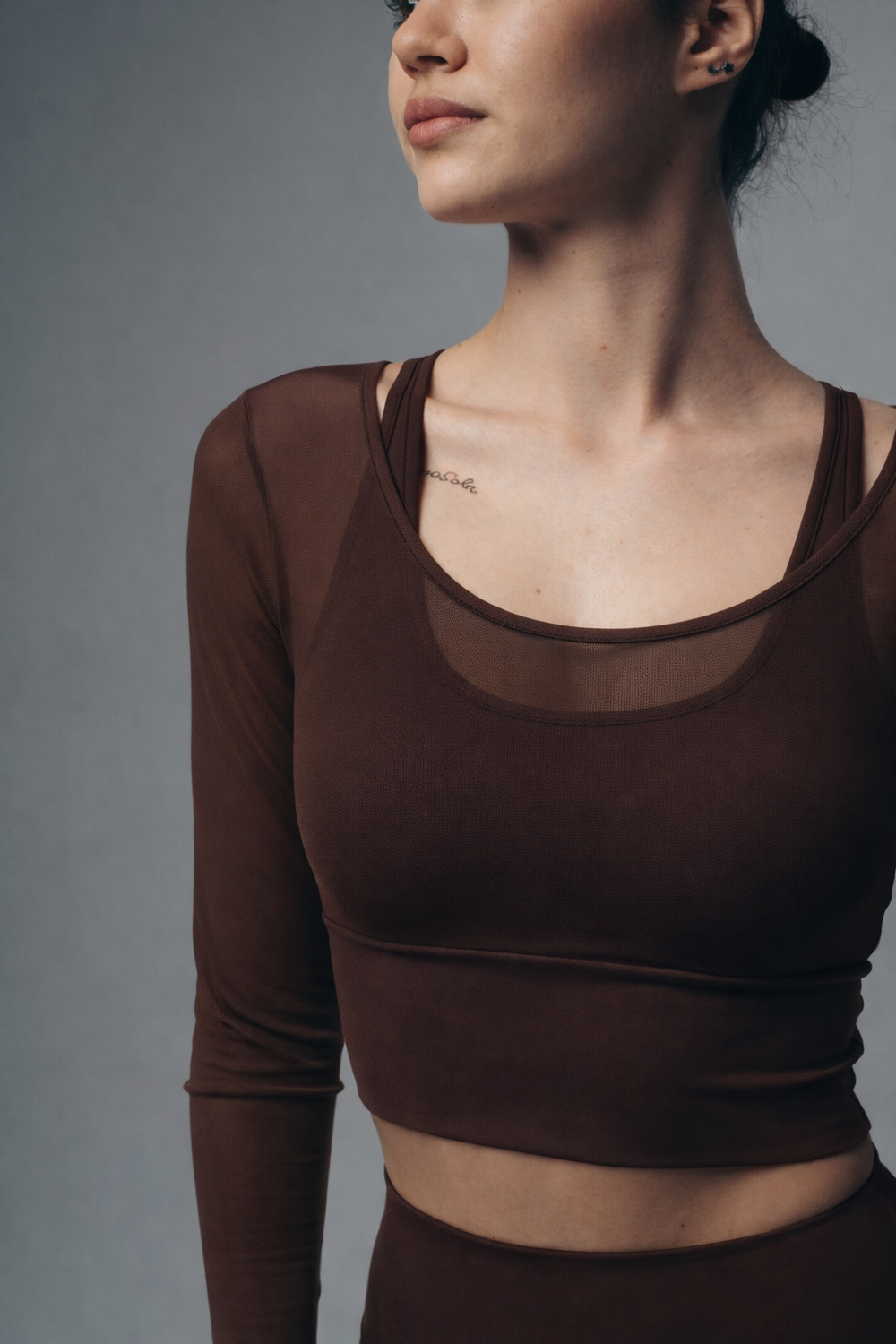 Кофта с сеткой и поддерживающим топом