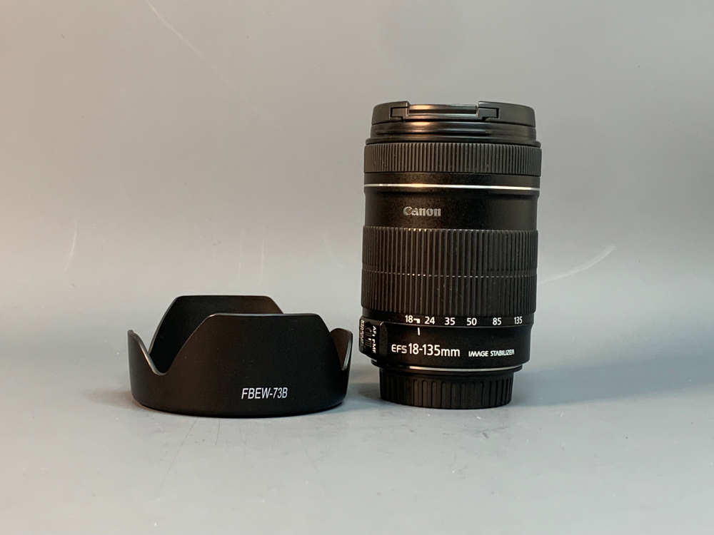 Canon EF-S 18-135mm 3.5-5.6 IS
