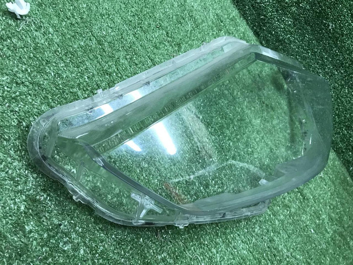 Стекло фары левое Nissan Qashqai 2 j11 (2013-2019)