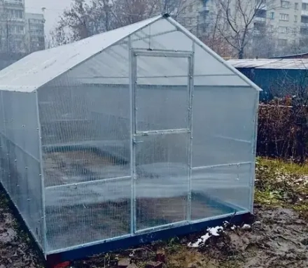 Теплица «ИЗБУШКА УСИЛЕННАЯ», длина 6 метров