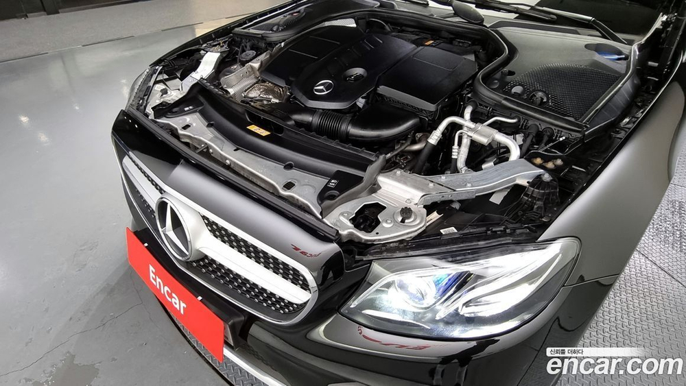 Mercedes-Benz E-Class W213 E220d Cabriolet (12.2019)