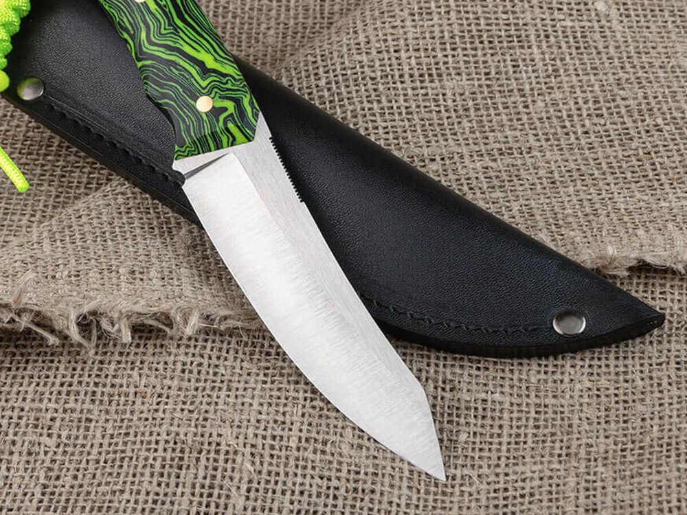 Нож для бушкрафта "Велес", сталь VG-10/Elmax, рукоять микарта (салатовая)