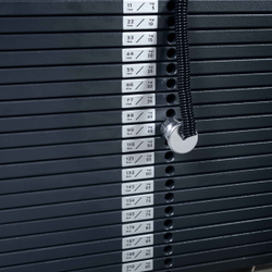 A2006 Жим от плеч. Стек 100 кг