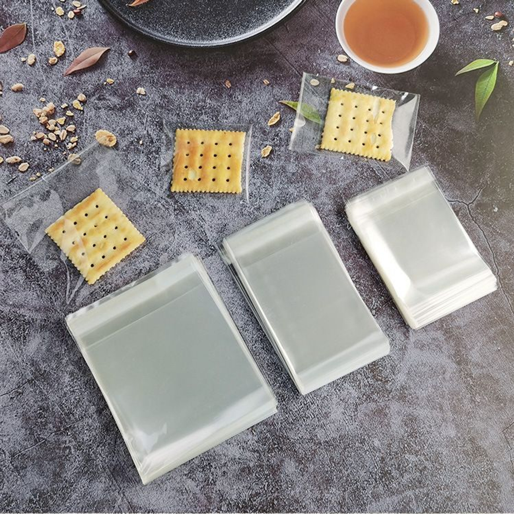 Пакетики прозрачные с клеевым клапаном 7x10+3см (100 шт)