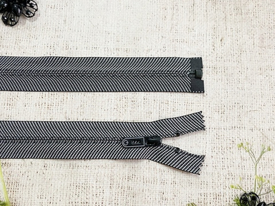 Молния спираль потайная, Т5, L 78 см, чёрный с белым