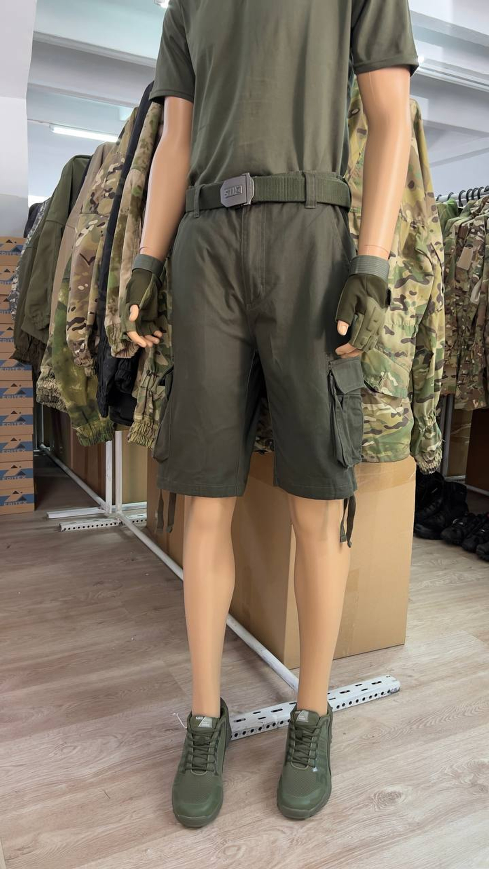 Шорты карго олива