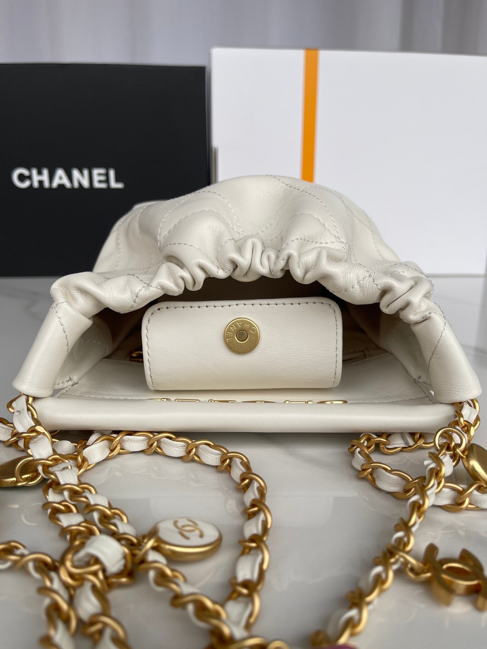 Chane1 Small Bucket Bag 17 cm