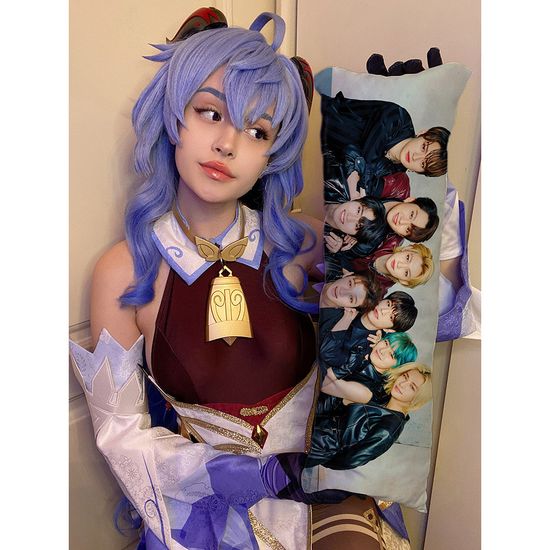 Мини дакимакура Стрей Кидс арт. M1259, 60х20 см