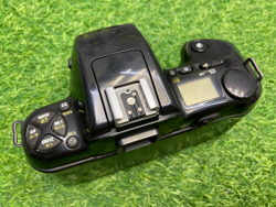 Nikon N6006