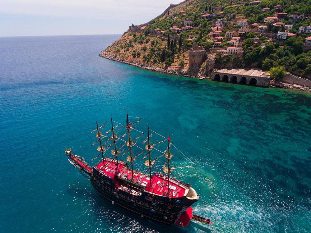 Морская прогулка на Пиратском корабле