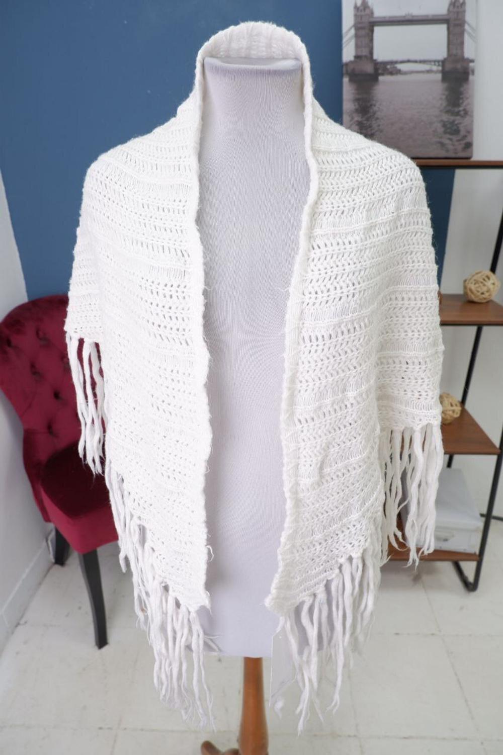 Шаль вязаная с шерстью