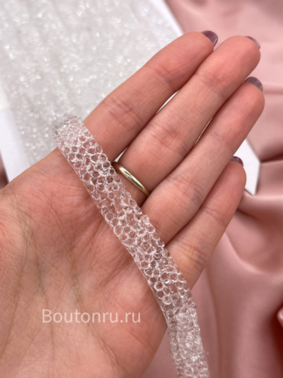 Тесьма термоклеевая белая