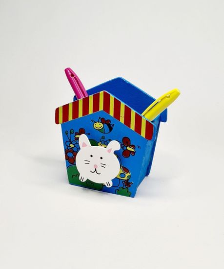 Подставка для ручек из дерева, замок