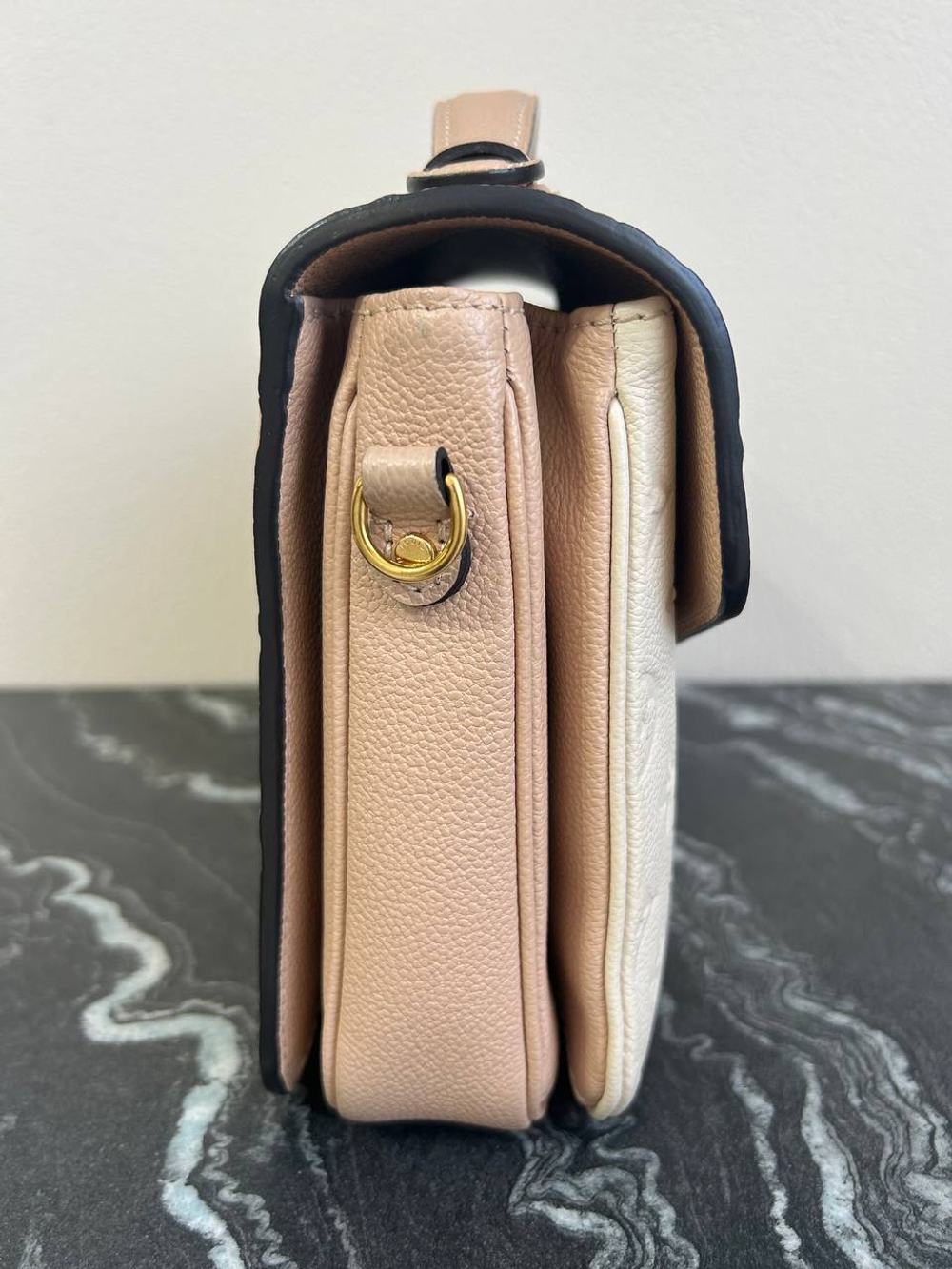 Сумка Louis Vuitton Pochette metis