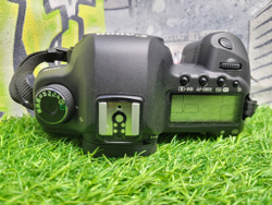 Canon EOS 5D Mark II (4.700 кадров)
