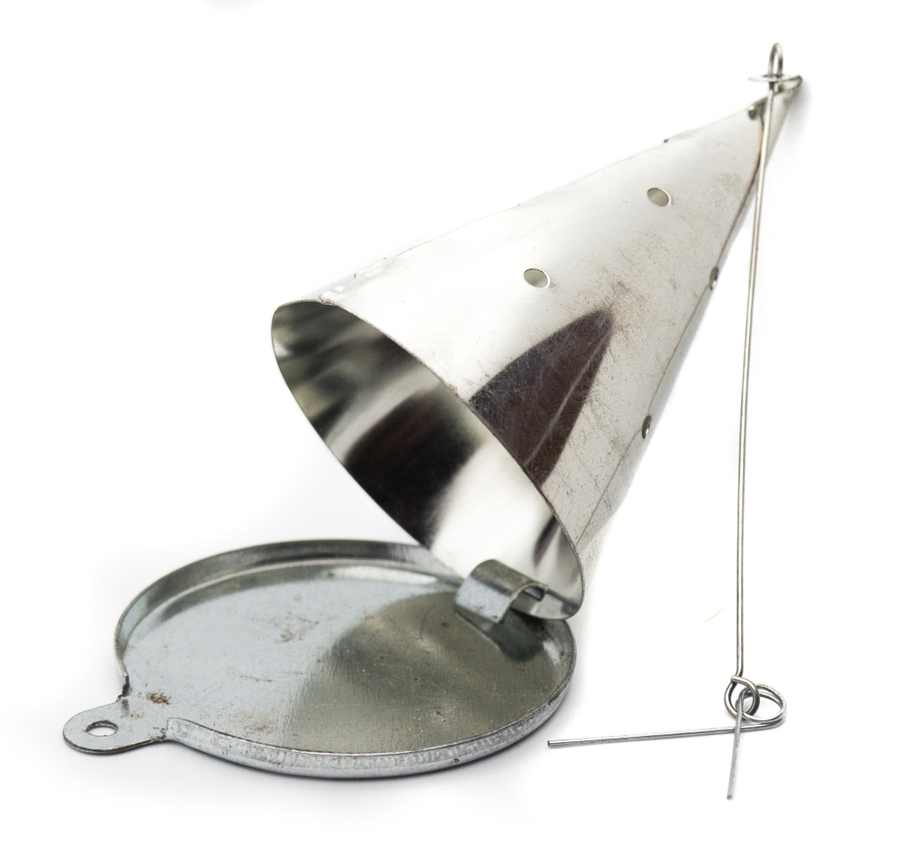 Кормушка Конус металлическая малая