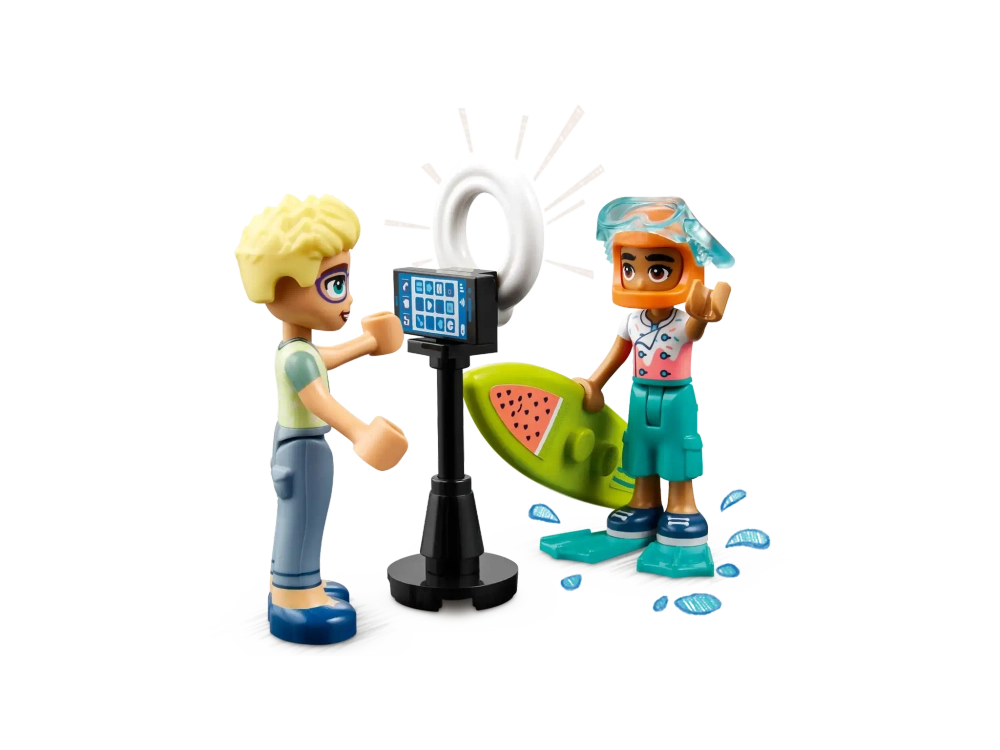 Конструктор LEGO Friends 41754 Комната Лео