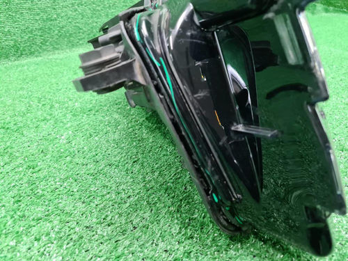 Битая Фара левая VW Touareg 3 (2018-2023) LED