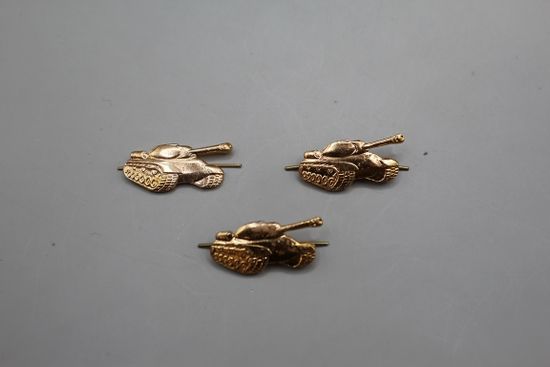 Эмбл. петл. мет. Танковые войска (правая) нов\обр, зол.