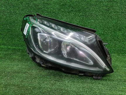 Битая Фара правая Mercedes C w205 (2014-2018) LED