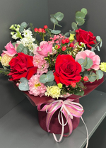 Композиция в цилиндре + мягкая игрушка-сердце