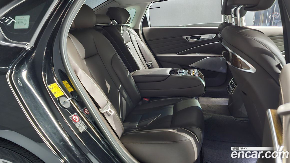 Kia The K9 (Quoris/K900) 3.8 GDI AWD (04.2020)