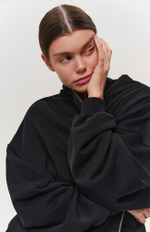 HUDI BLACK ÉSME