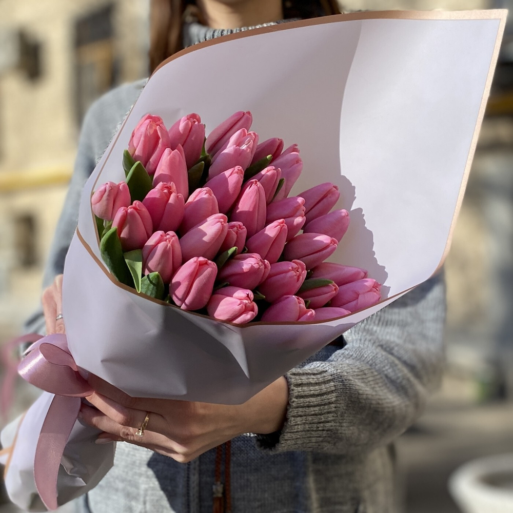 Букет из розовых тюльпанов "Pink tulips"