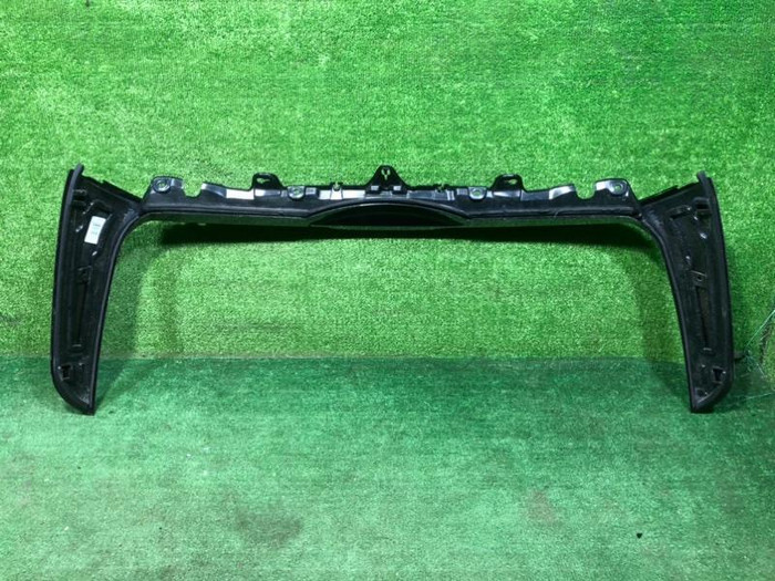 Спойлер крышки багажника BMW X7 G07 (2019-н.в.)