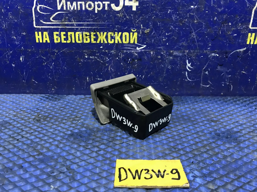 Пепельница MAZDA DEMIO 2000