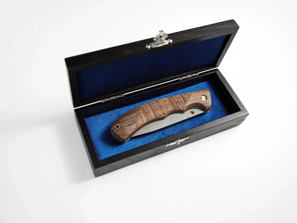 Складной нож "Охотник", сталь Х12МФ, рукоять береста/орех