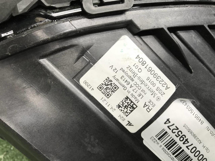 Фара правая Mercedes S W223 (20-нв) Digital Light