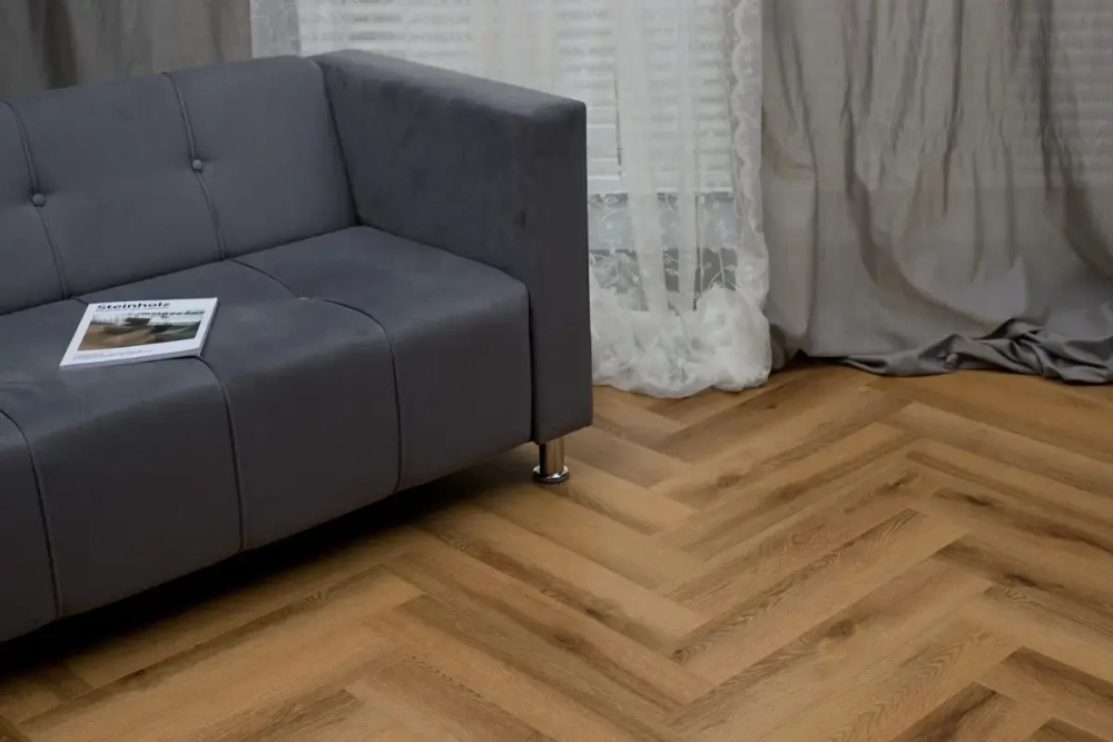 Кварц-винил SPC Steinholz Herringbone 4,5 мм Юденбург 1.14688 м2