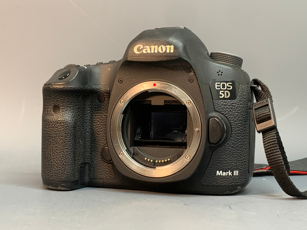 Canon EOS 5D Mark III 198.020 Кадров