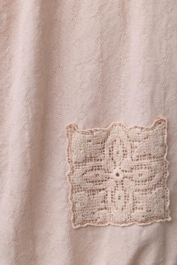 ZARA КОМБИНЕЗОН С КРУЖЕВОМ И ВЫШИВКОЙ, ПУДРОВО-РОЗОВЫЙ