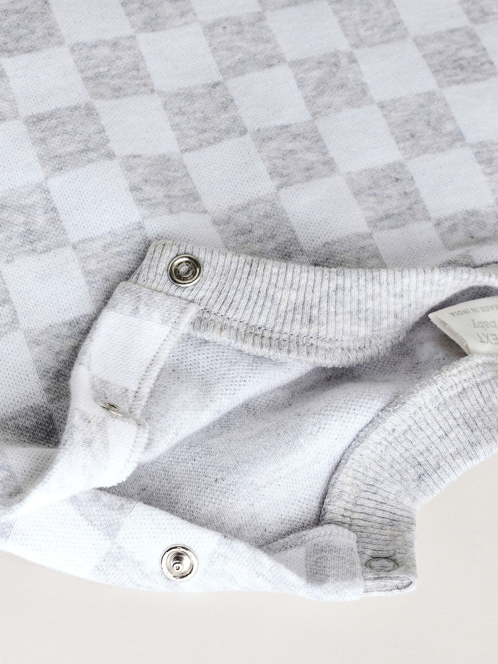 Лонгслив и брюки в комплекте для малышей Next E48-225, Белый, Серый