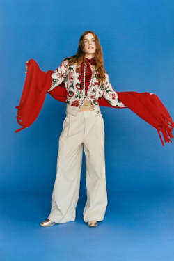 ZARA ВЕЛЬВЕТОВЫЕ БРЮКИ С КАРМАНАМИ, ЖЕЛТОВАТО-БЕЛЫЙ