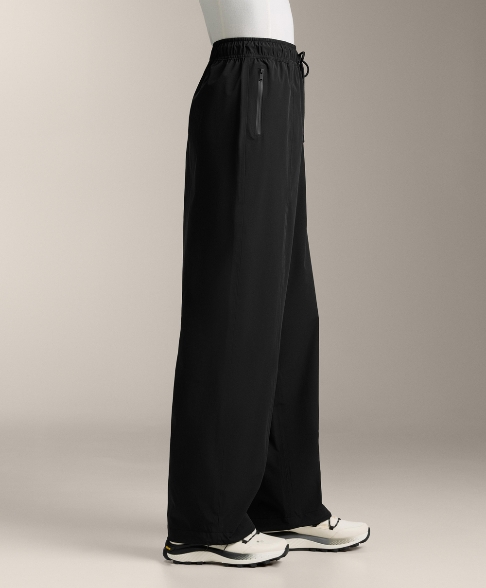 OYSHO Водонепроницаемые брюки прямого кроя, черный