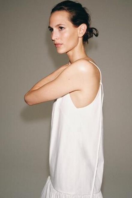 ZARA ПЛАТЬЕ СО СКЛАДКАМИ — ZW COLLECTION, БЕЛЫЙ