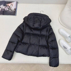 Пуховик Prada