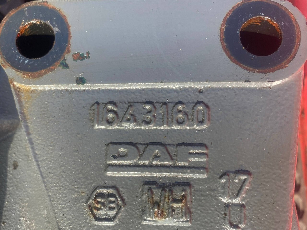 Кронштейн передней рессоры левый 2018 г.