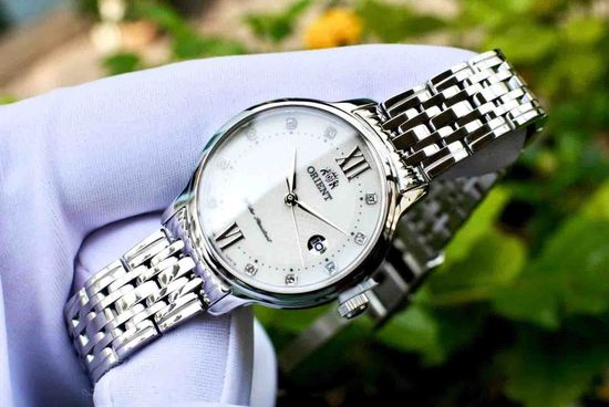 Часы женские Orient SSZ45003W0 японские кварцевые