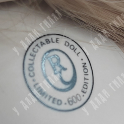 Фарфоровая кукла Музыка. Remeco Collection. Limited edition. Тираж 180 шт. Великобритания, 2001