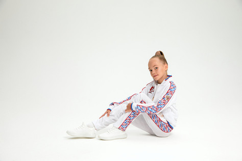 Спортивный парадный костюм Россия для гимнастики для девочек и женщин, белый Forward by Viner