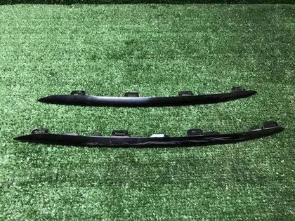 Молдинг переднего бампера Mercedes V w447 (14-нв)