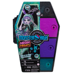 Monster High - Scary Creeps Кукла Твайла + аксессуары HNF82 / артикул   HPD59 HNF82  / GTIN 194735139170